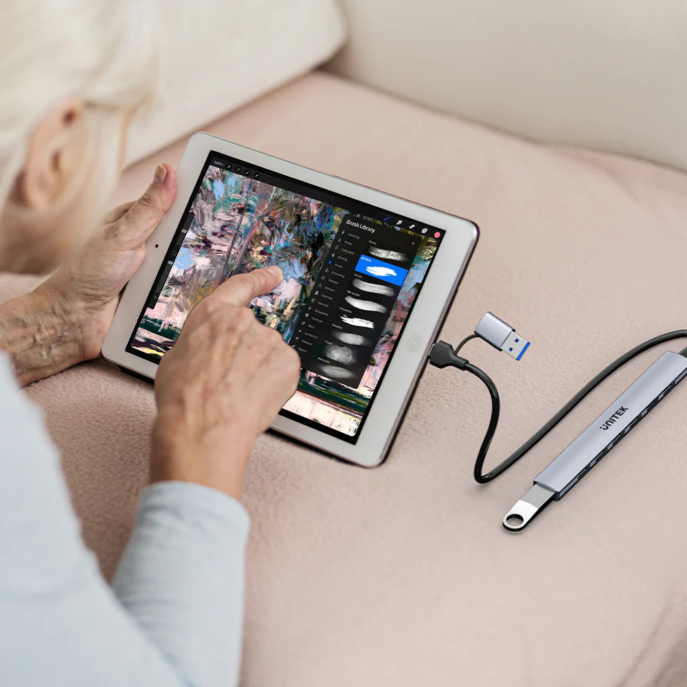 Buy UNITEK uHUB S7 7-in-1 USB Hub 5Gbps Aluminum USB-C & USB-A Expander Online in Pakistan - UGREEN PK