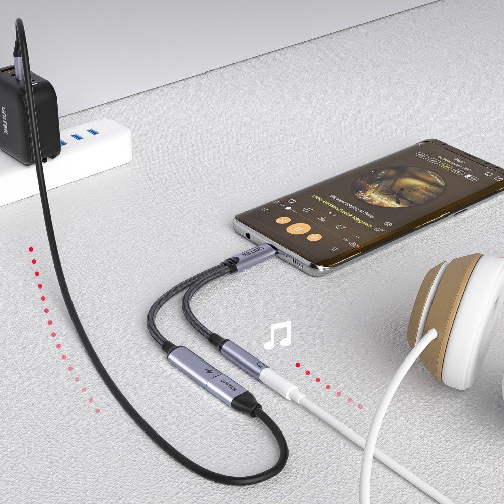 UNITEK M205A USB C to 3.5mm Aux Audio With PD Adapter